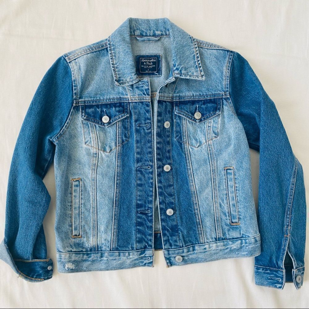 Abercrombie & Fitch Womens Jean Jacket Button Longsleeve Denim Distressed Small